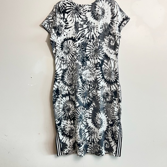 No Boundaries Very Soft Dress - Picture 2 of 3